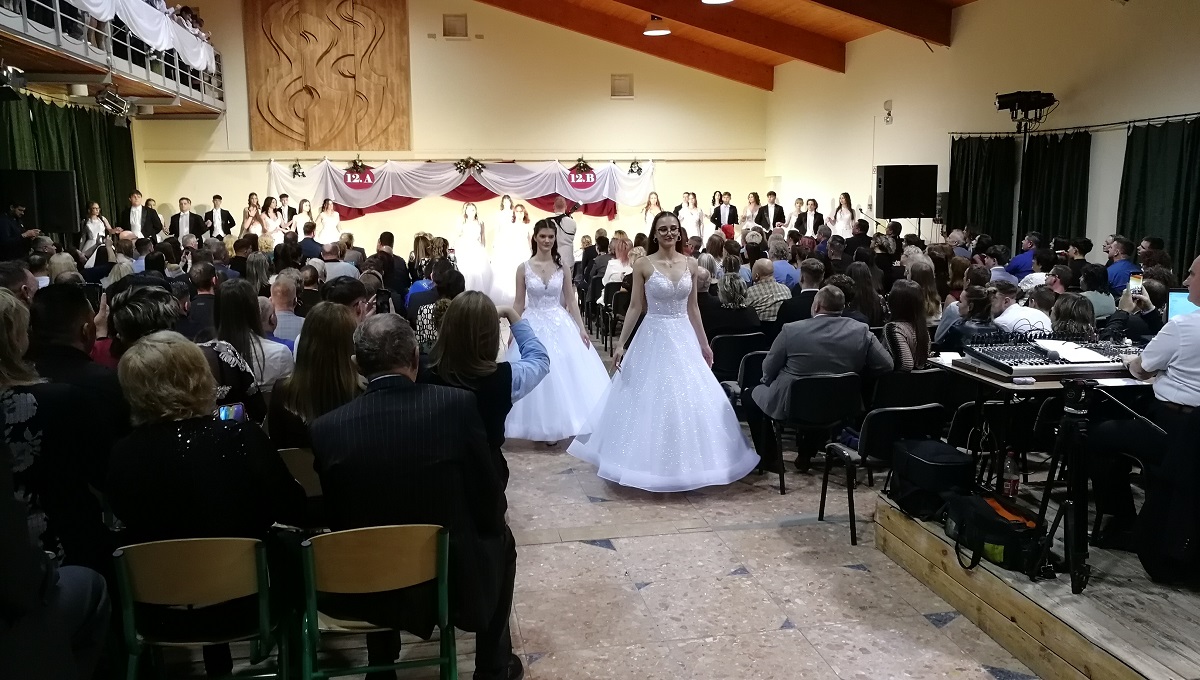 2025-12-13-Szalagavató-035