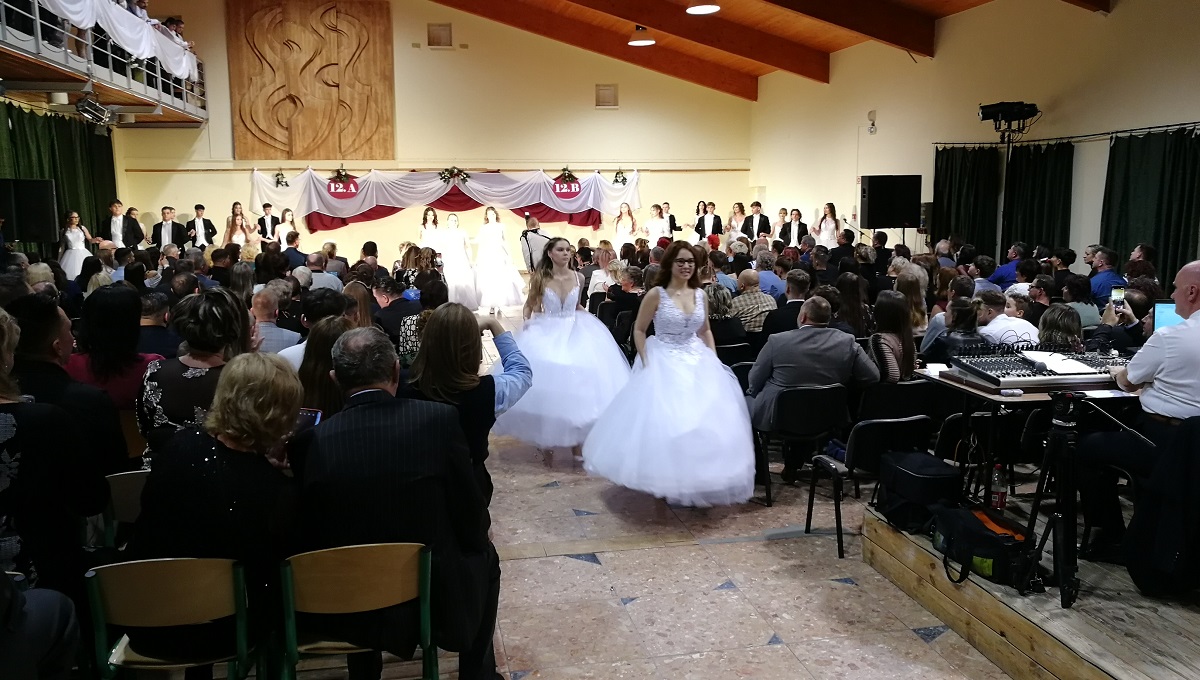 2025-12-13-Szalagavató-036