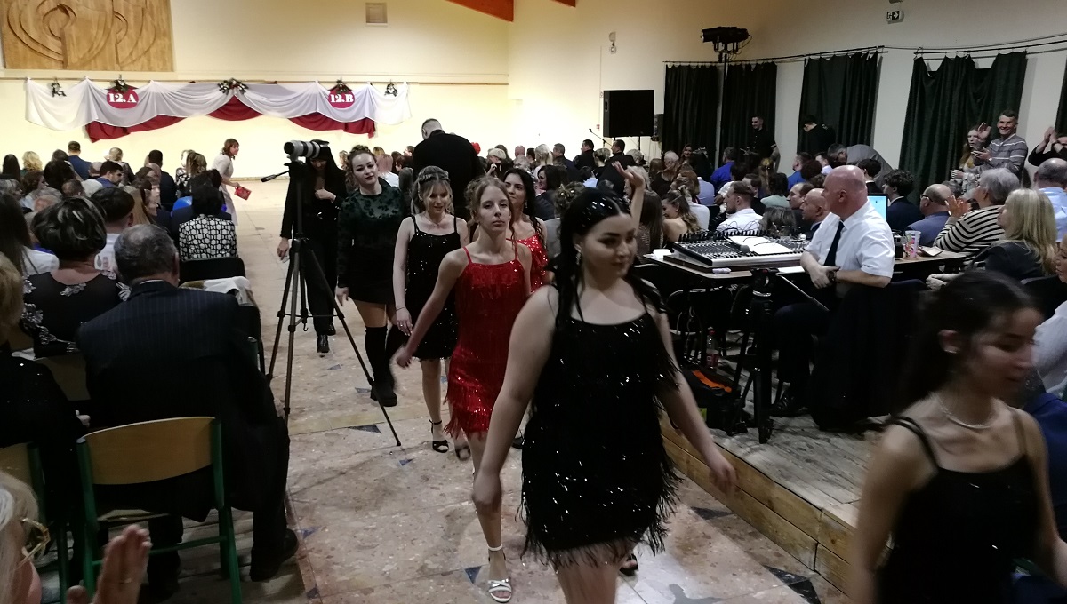 2025-12-13-Szalagavató-065