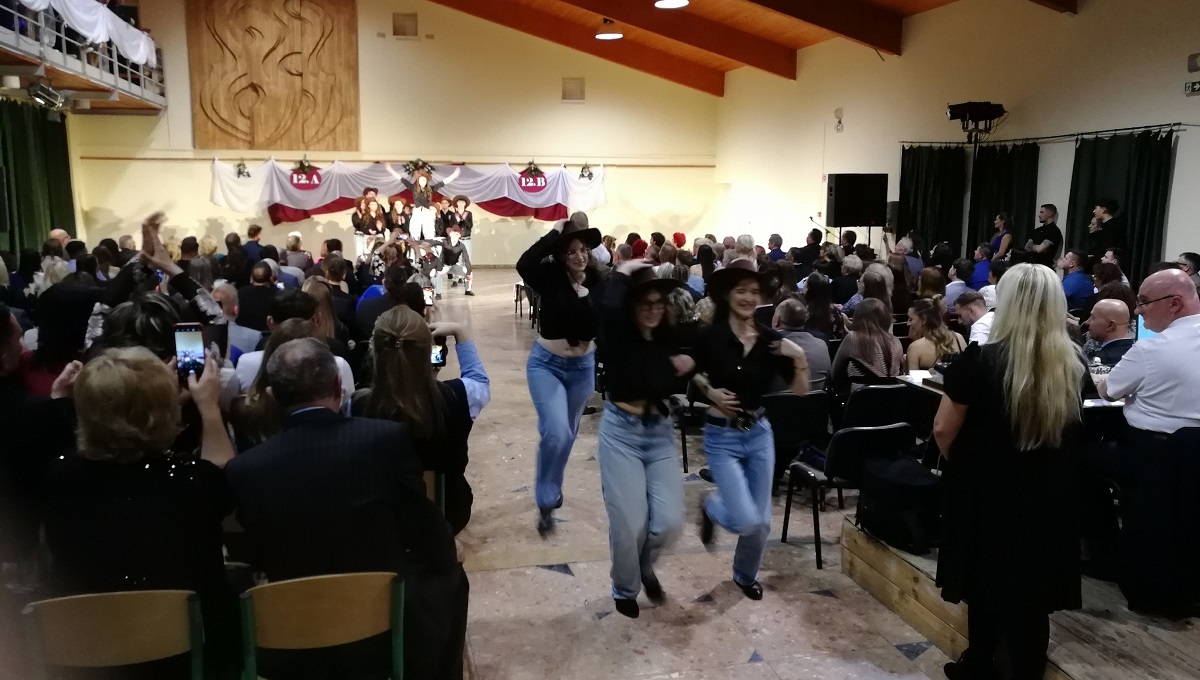 2025-12-13-Szalagavató-078